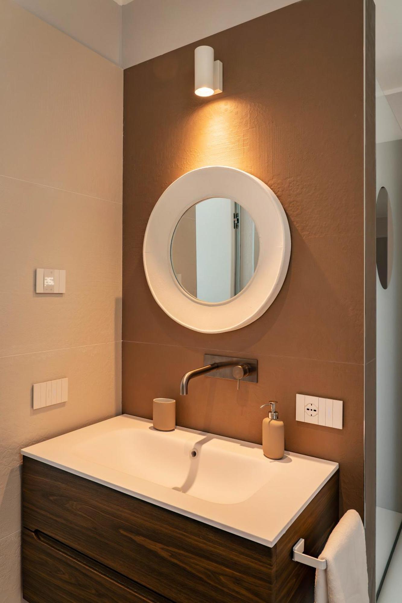 Palazzo Verdi Luxury Accomodation Бари Екстериор снимка